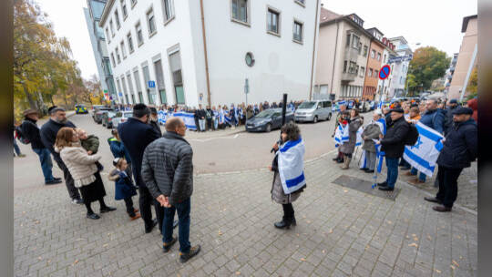 Menschenkette Jüdische Synagoge