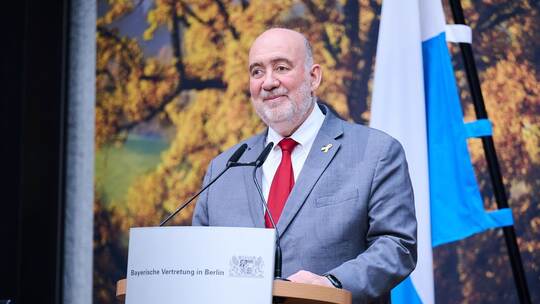 Ron Prosor, Botschafter des Staates Israel in Deutschland. Ron Prosor, Botschafter des Staates Israel in Deutschland.