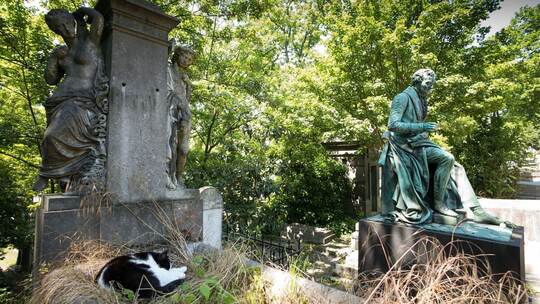Paris verlost historische Gräber an Restaurierungswillige