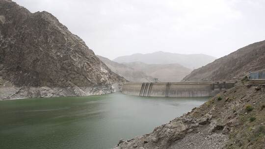 Amir-Kabir-Staudamm Amir-Kabir-Staudamm