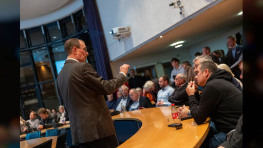 Mühlacker Stichwahl Retter Renner