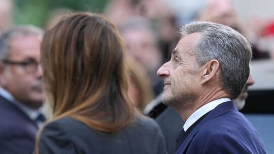 Gericht entscheidet: Bleibt Sarkozy vorerst hinter Gittern?