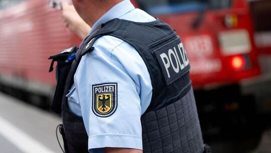 Nach Sachbeschädigung: Bundespolizei sucht Zeugen