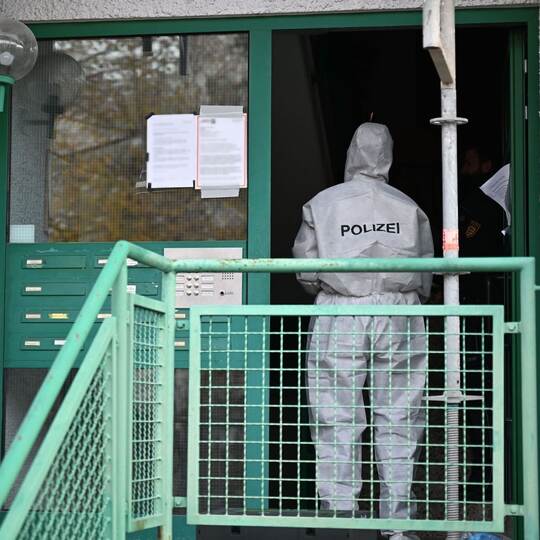 Drei Tote in Haus gefunden