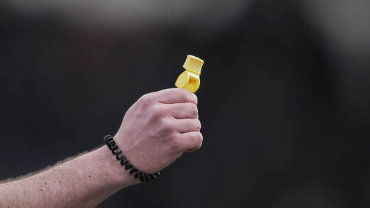 Sportverbände suchen Schiedsrichter