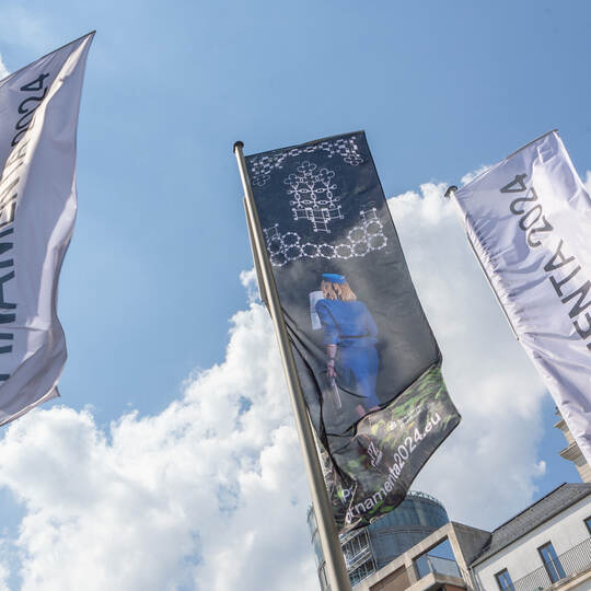 Ornamenta Fahnen Leopoldplatz