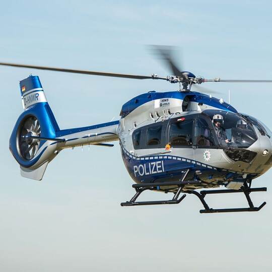 NRW-Polizei stellt neue Hubschrauber vor