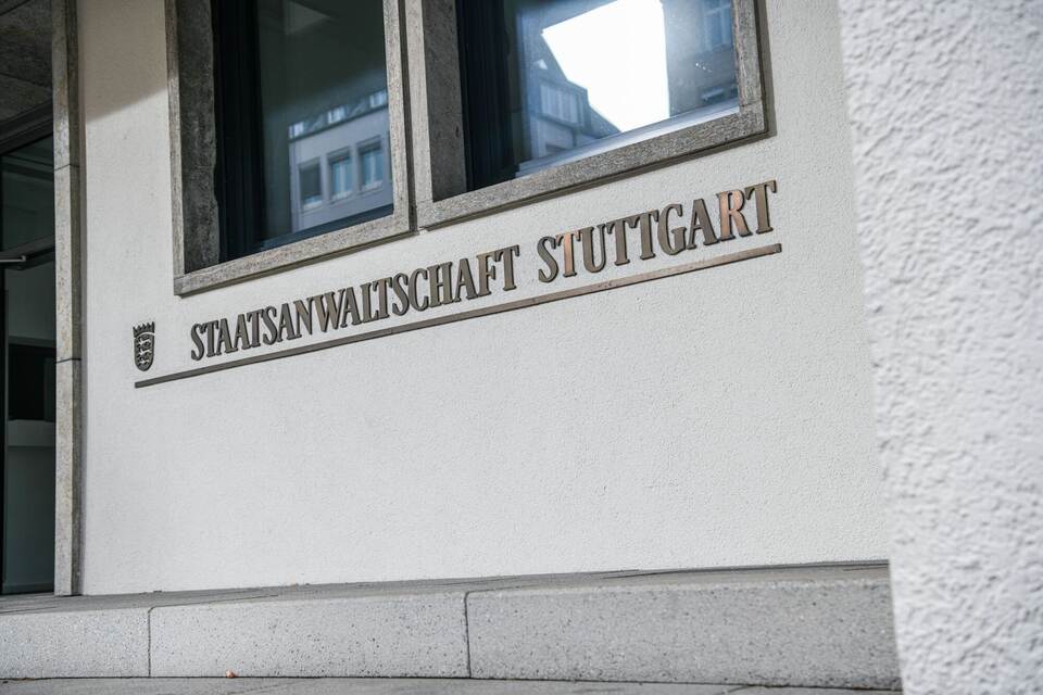 Durchsuchungen bei Staatsanwaltschaft Stuttgart Durchsuchungen bei Staatsanwaltschaft Stuttgart