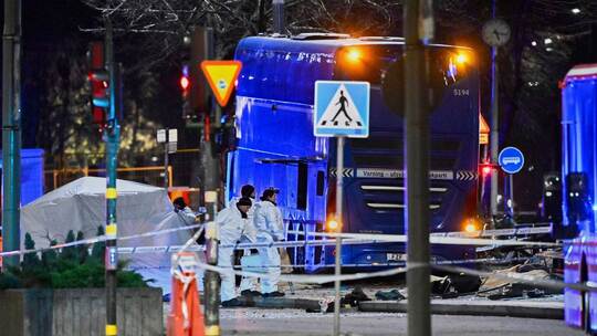 Tote und Verletzte bei Busunfall in Stockholm Tote und Verletzte bei Busunfall in Stockholm