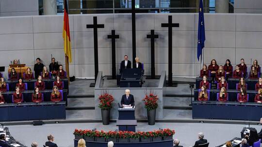 Gedenkveranstaltungen am Volkstrauertag in Berlin - Bundestag Gedenkveranstaltungen am Volkstrauertag in Berlin - Bundestag
