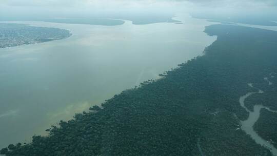 Überflug über das Amazonasgebiet Überflug über das Amazonasgebiet