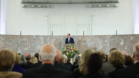 Gedenkfeier für Bankier von Metzler mit Kanzler Merz