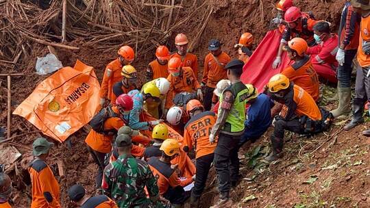 Erdrutsch in Indonesien Erdrutsch in Indonesien