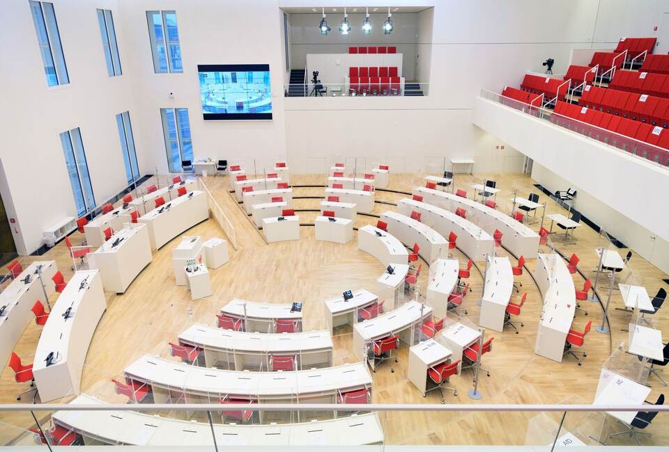 Brandenburg stimmt in Koalitionskrise über Rundfunkreform ab