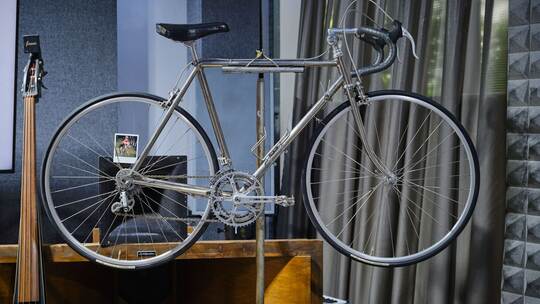 Nachlassstücke von Kraftwerk-Mitbegründer Schneider versteigert