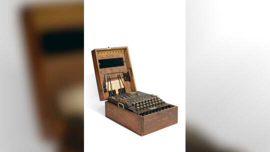 Seltene Nazi-Verschlüsselungsmaschine versteigert Seltene Nazi-Verschlüsselungsmaschine versteigert