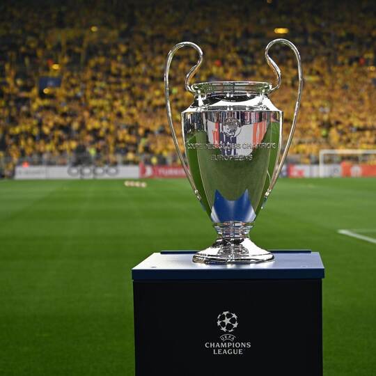 Champions League Pokal in Dortmund