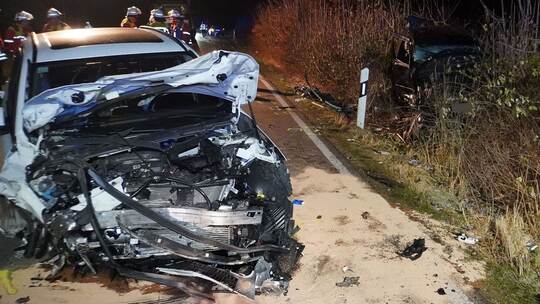 Zusammenstoß mit drei Fahrzeugen