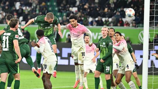 VfL Wolfsburg - Bayer Leverkusen