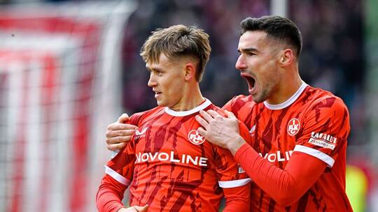 1. FC Kaiserslautern - Holstein Kiel 1. FC Kaiserslautern - Holstein Kiel