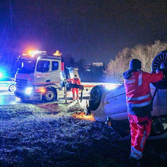 Wetter in Baden-Württemberg - Glatteis sorgt für Unfälle