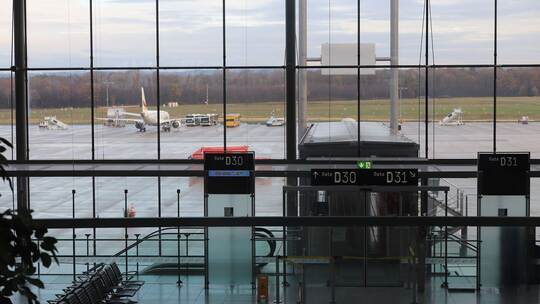 Flughafen Köln/Bonn Flughafen Köln/Bonn