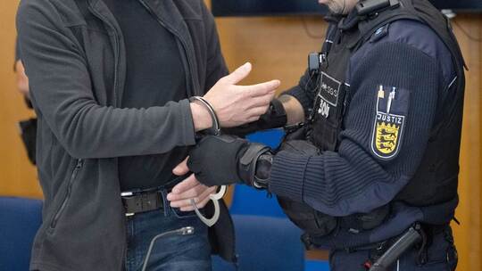 Prozessauftakt nach Schüssen