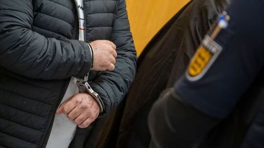 Prozess wegen versuchten Mordes Prozess wegen versuchten Mordes