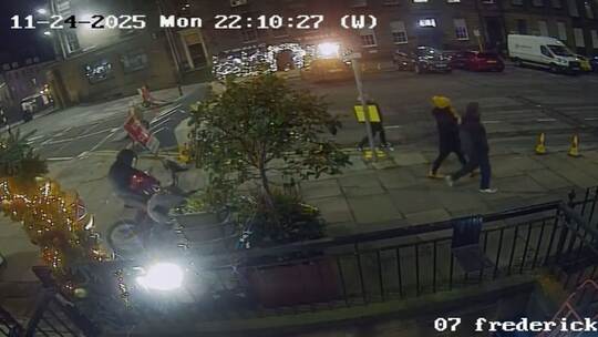 Gestohlene Nussknacker-Figur in Edinburgh