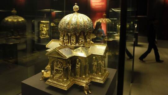 Streit um Welfenschatz