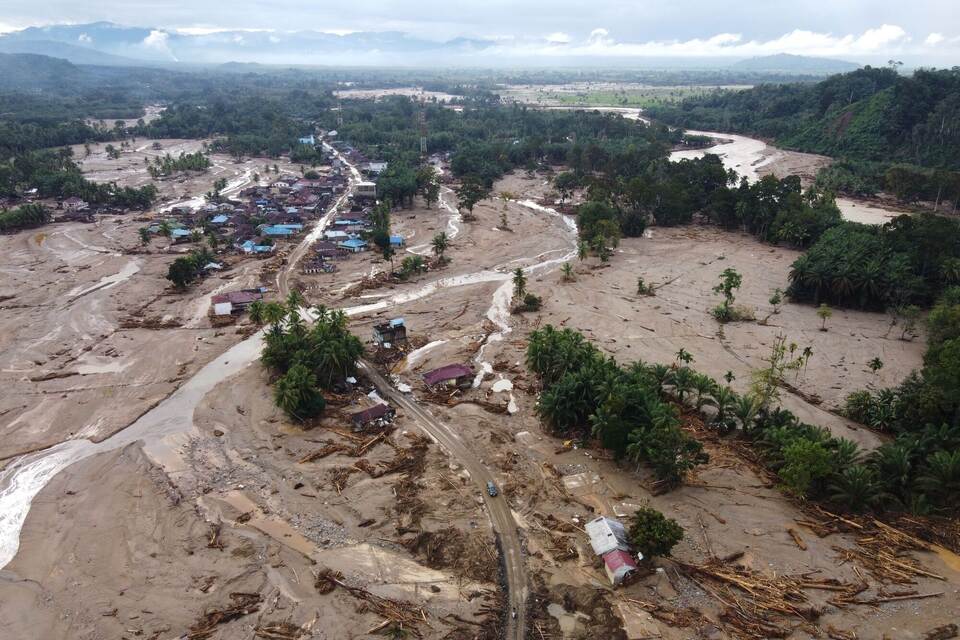 Sturzflut in Indonesien