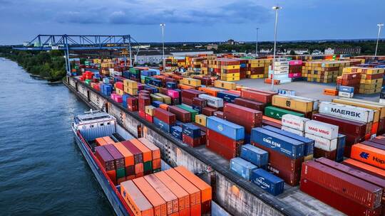 OECD sieht deutschen Aufschwung – Industrie warnt vor Krise OECD sieht deutschen Aufschwung – Industrie warnt vor Krise