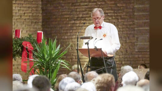 In der Stadtkirche: Benefiz-Weihnachtskonzert zugunsten "Menschen in Not" Ungerer Werkchor, Südwestdeutsches Kammerorchester (Le