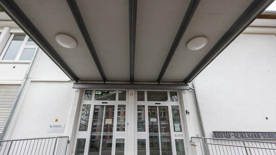 Früher war dieser Bau an Pforzheims Habsburgerstraße die Zentrale der sonderpädagogischen Gustav-Heinemann-Schule. Nach Schließu