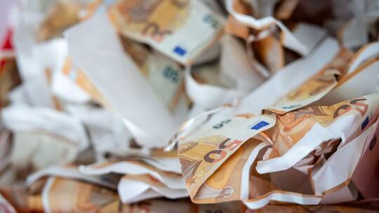 Pressekonferenz zu Geldfälscherei Pressekonferenz zu Geldfälscherei