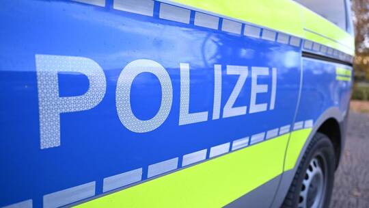Nachbarn attackieren sich mit Hammer und Pfefferspray Nachbarn attackieren sich mit Hammer und Pfefferspray