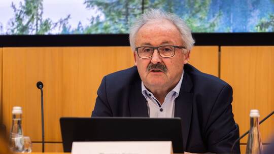 Pressekonferenz zum Bürgermeister der Gemeinde Wutach Pressekonferenz zum Bürgermeister der Gemeinde Wutach