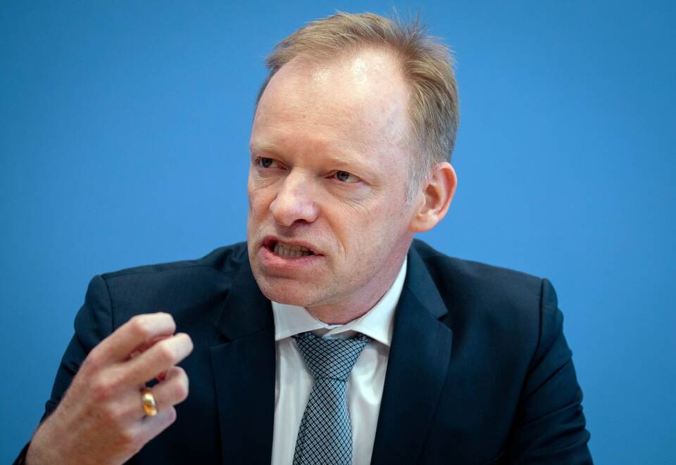 Clemens Fuest Clemens Fuest