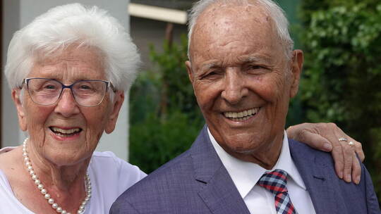 Adolf Steudle feierte noch im Mai dieses Jahres mit seiner Frau Marianne seinen 89. Geburtstag. Mit ihr war er 70 Jahre lang ver