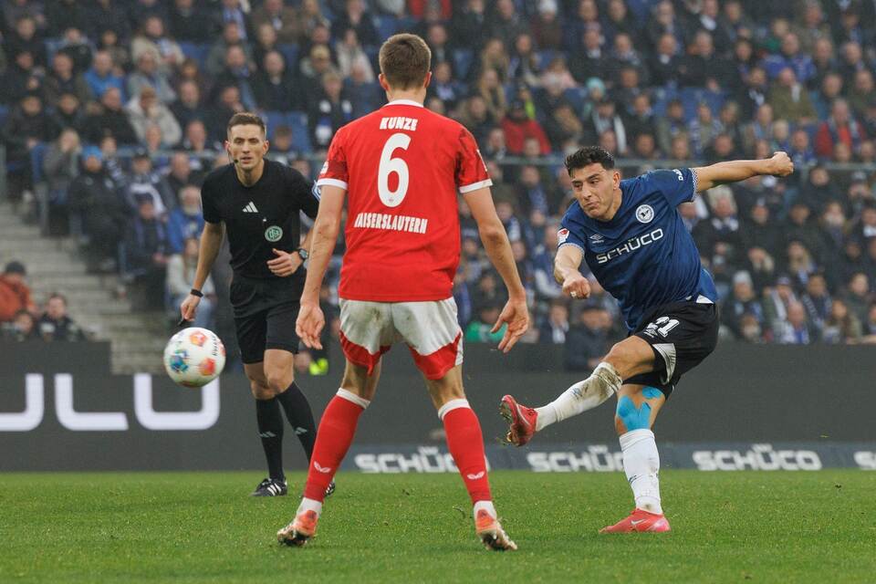 Arminia Bielefeld - 1. FC Kaiserslautern Arminia Bielefeld - 1. FC Kaiserslautern