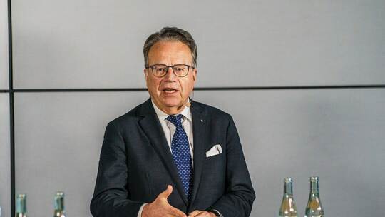 Frank-Jürgen Weise Frank-Jürgen Weise