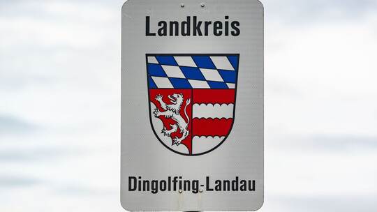 Fünf Festnahmen wegen Anschlagsplan auf Weihnachtsmarkt Fünf Festnahmen wegen Anschlagsplan auf Weihnachtsmarkt