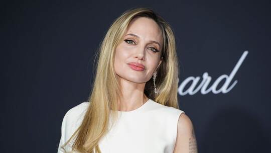 Angelina Jolie Angelina Jolie