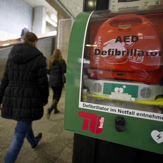 AED-Defibrillator