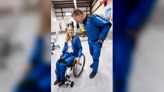 Zwei Deutsche sollen mit Bezos-Firma All-Ausflug unternehmen