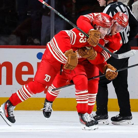 Detroit Red Wings - Washington Capitols