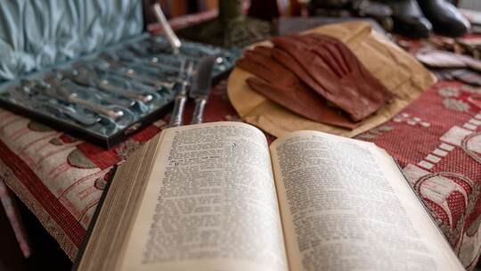 Valerio Bonanno feiert Weihnachten wie vor 125 Jahren Valerio Bonanno feiert Weihnachten wie vor 125 Jahren