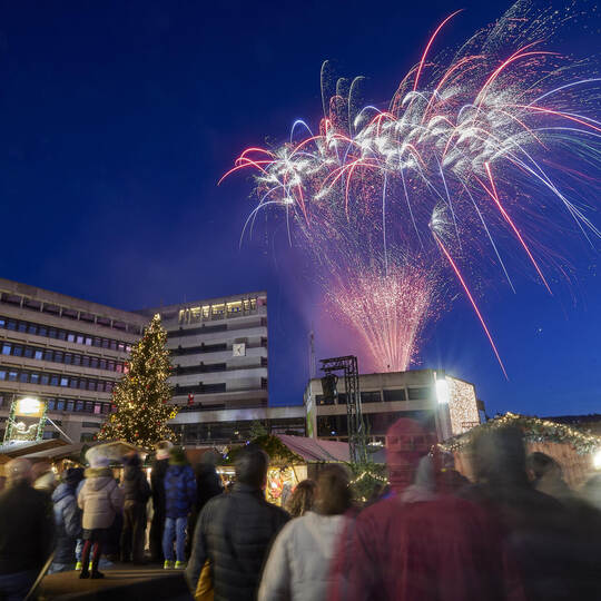 Feuerwerk auf dem Weihnachtsmarkt