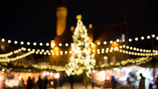 christmas market at tallinn old town hall square