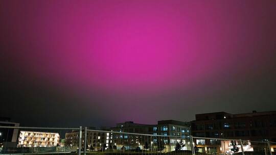 Ungewöhnliches Himmelsleuchten über Stuttgart